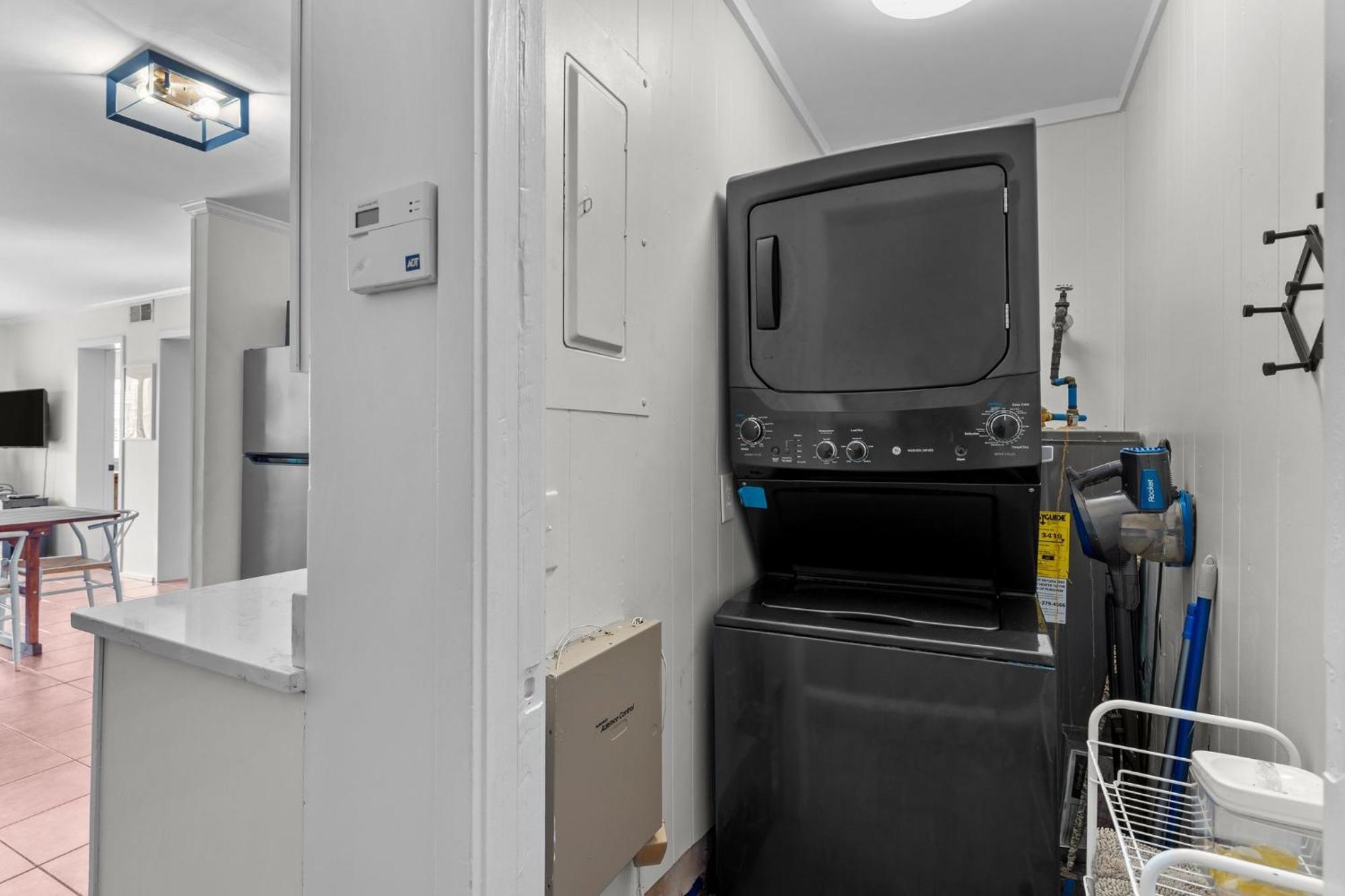 Hang Ten Hideaway, Pool, Condo, Parking - 6 Person Max Occupancy Carolina Beach Eksteriør bilde