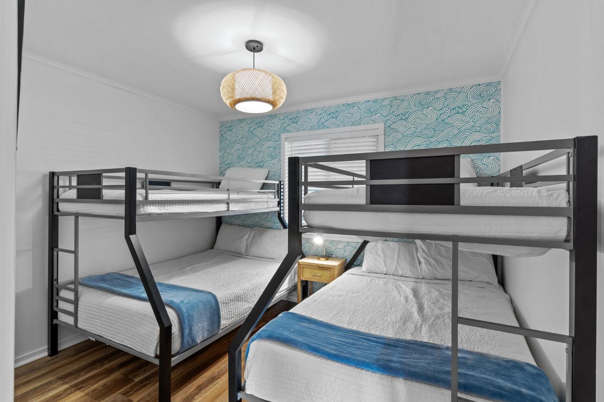 Hang Ten Hideaway, Pool, Condo, Parking - 6 Person Max Occupancy Carolina Beach Eksteriør bilde